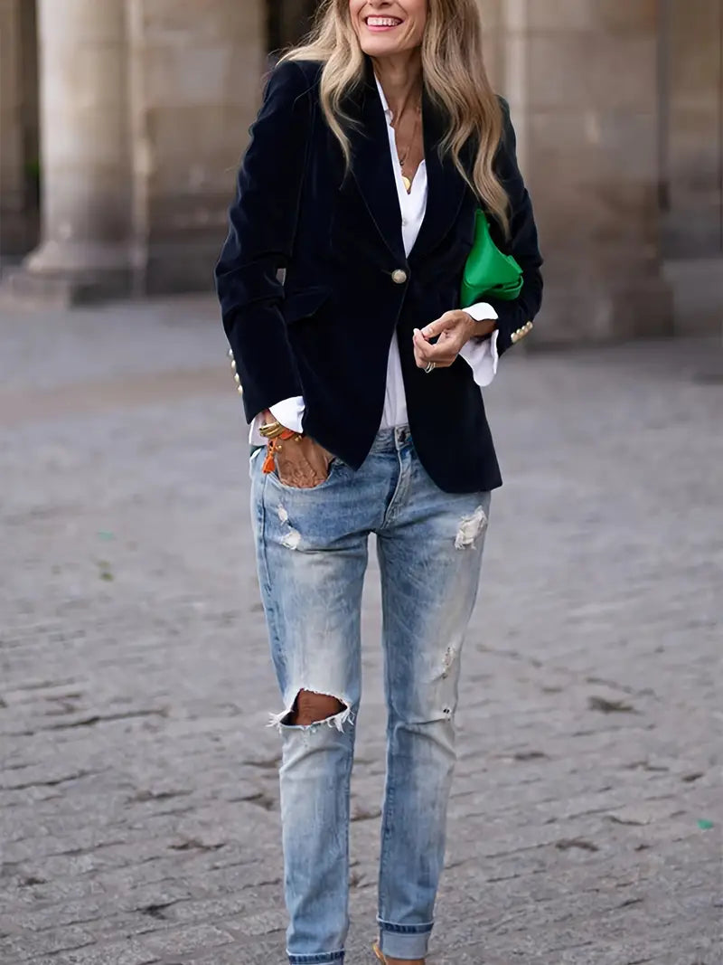 Debbie | Elegant Velvet Blazer