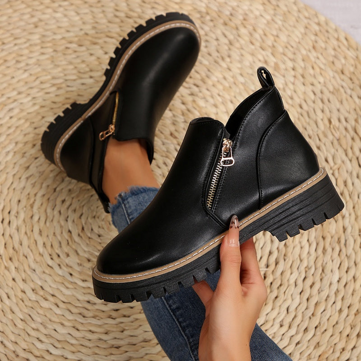 Carol | Elegant Ankle Boots with a Comfortable Fit