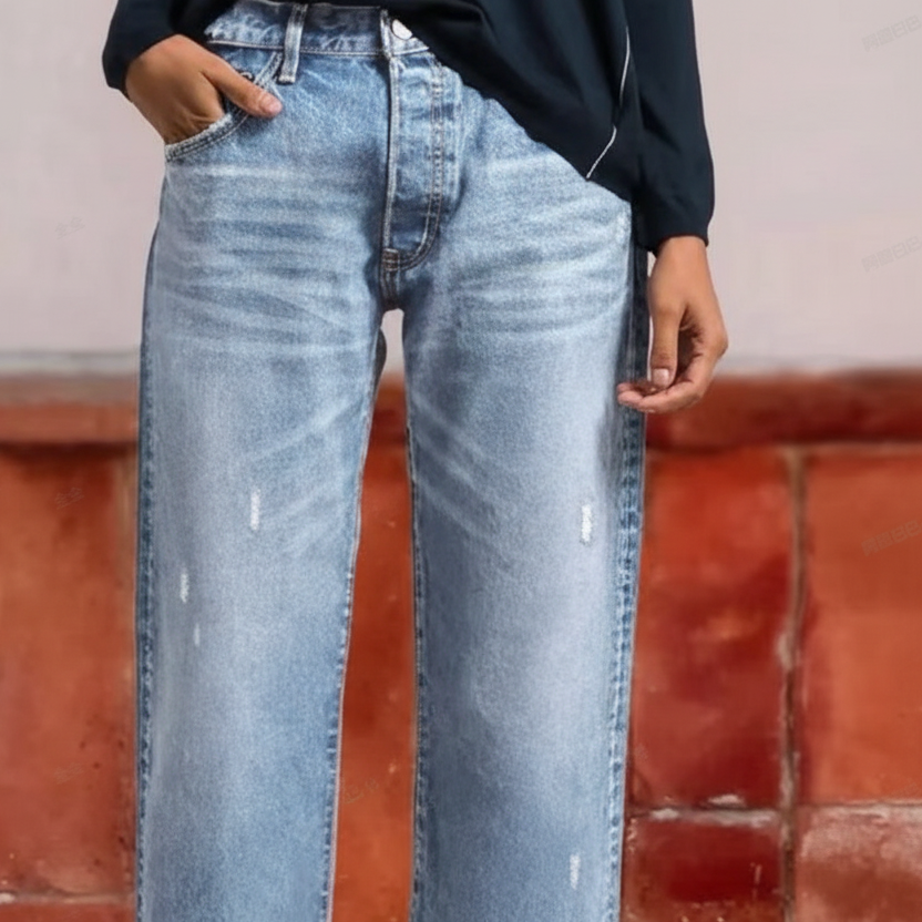 Janet | Retro Cropped Straight Jeans