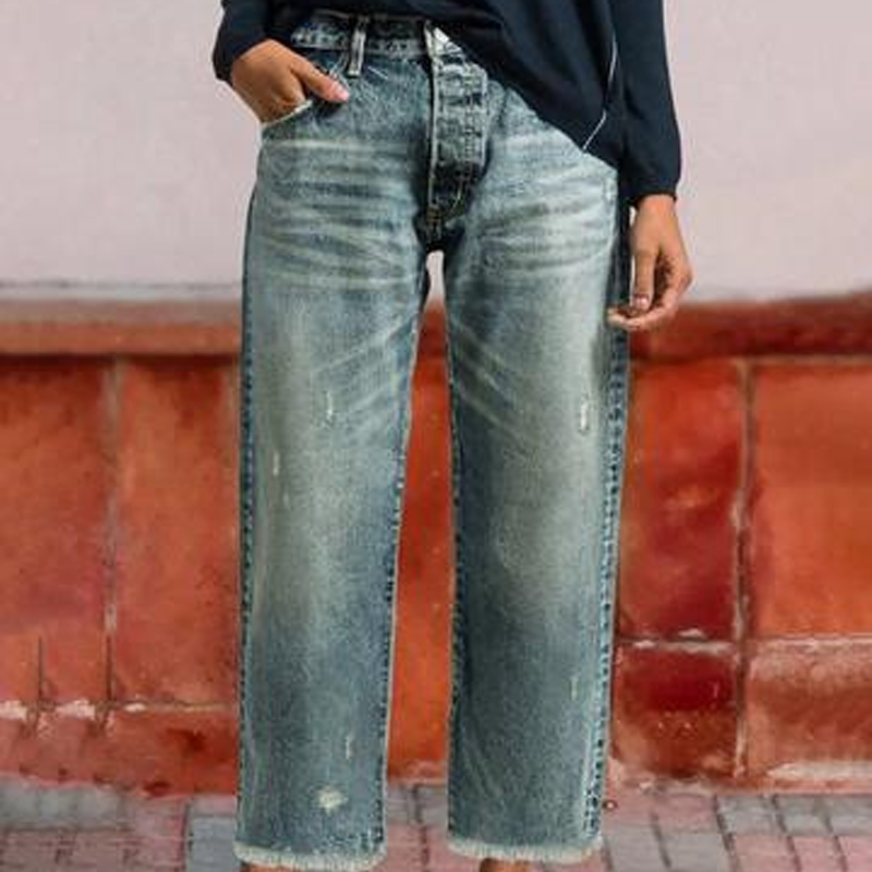 Janet | Retro Cropped Straight Jeans